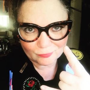 Meet your Posher, Elizabeth